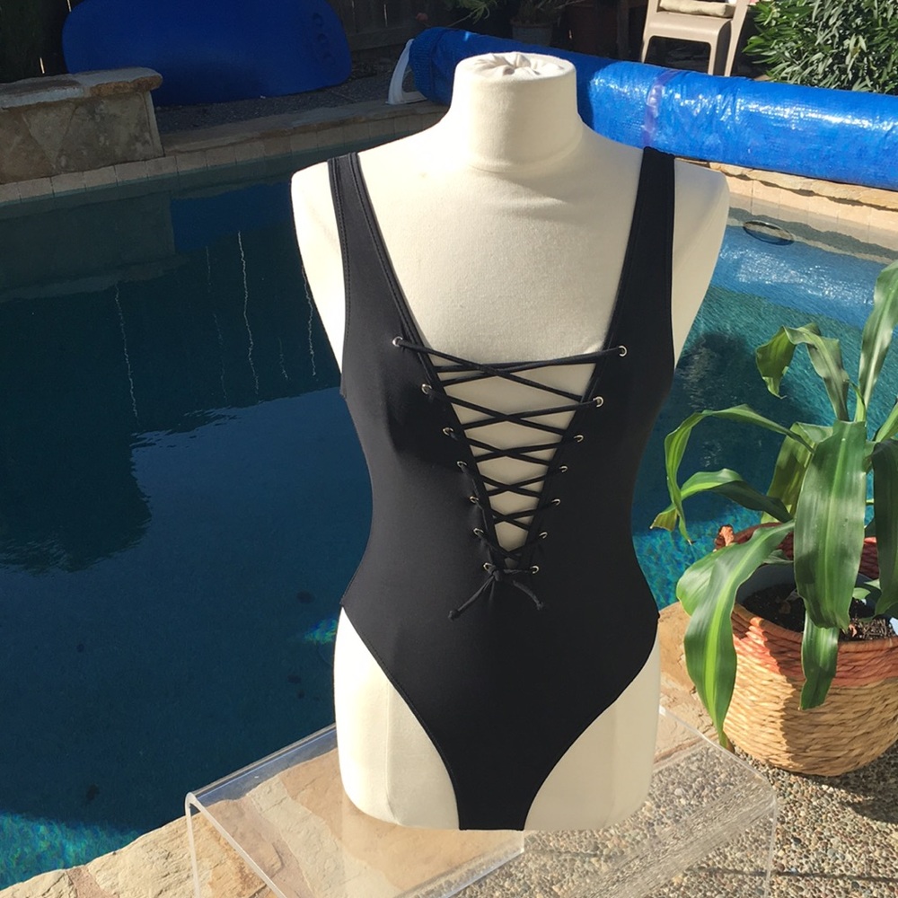 M lace up swimsuit